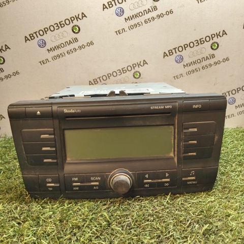 Магнитола (радио AM/FM) 1Z0035161C VAG