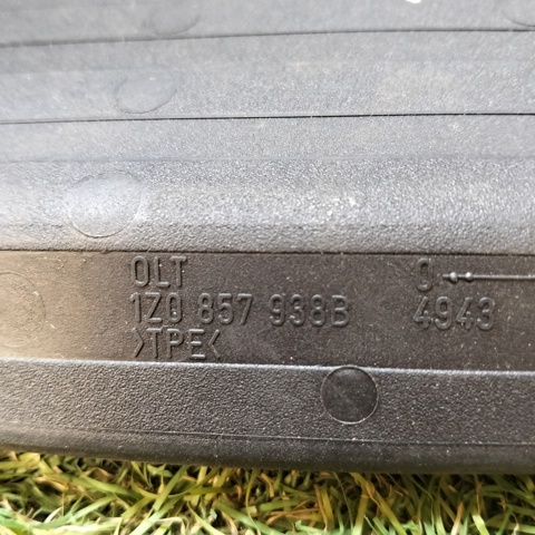 VAG 1Z0857938B в наличии Винница