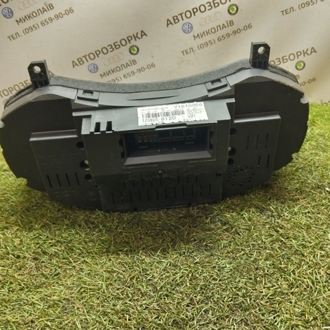 VAG 1Z0920812D Приборная доска (щиток приборов) в наличии Харьков