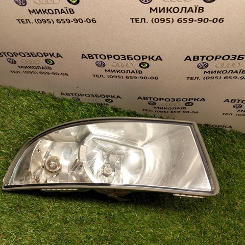 VAG 1Z0941700C Фара противотуманная правая в наличии Запорожье