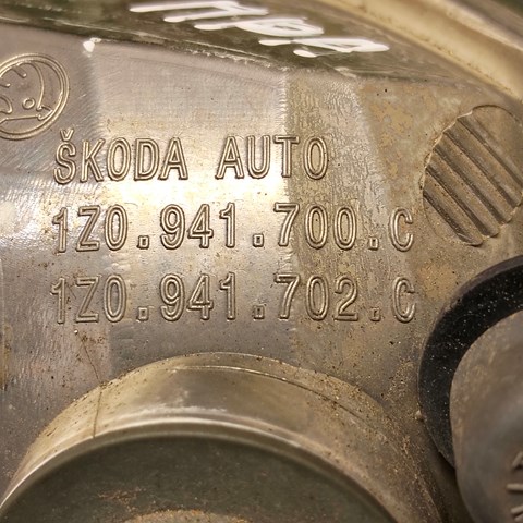 1Z0941700C VAG Фара противотуманная правая купить в Харьков