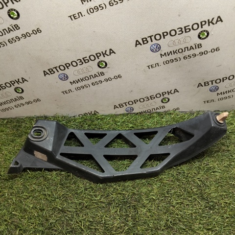 1Z5807393 Направляющая заднего бампера левая купить Сумы