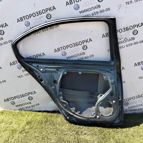 VAG 1Z5833051 Дверь задняя левая в наличии Павлоград