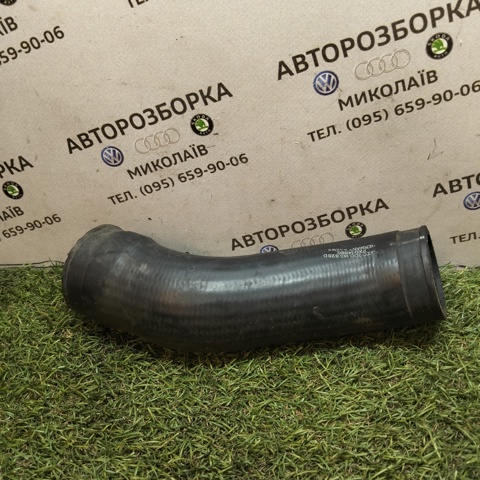 Патрубок воздушный, выход из компрессора (наддув) 2D0145828D VAG