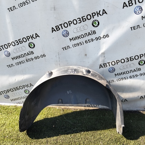 Подкрылок задний правый 2K0810972A VAG