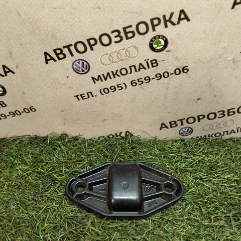 VAG 2K0843667A в наличии Киев