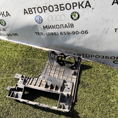 VAG 2K1858367E в наличии Ирпень
