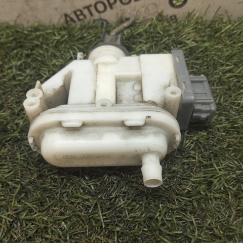 Привод открытия замка двери 3A0862153B VAG