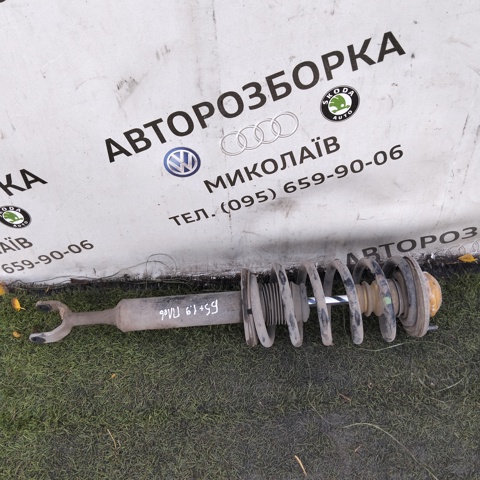 Стойка передняя Ауди А6 Allroad C5