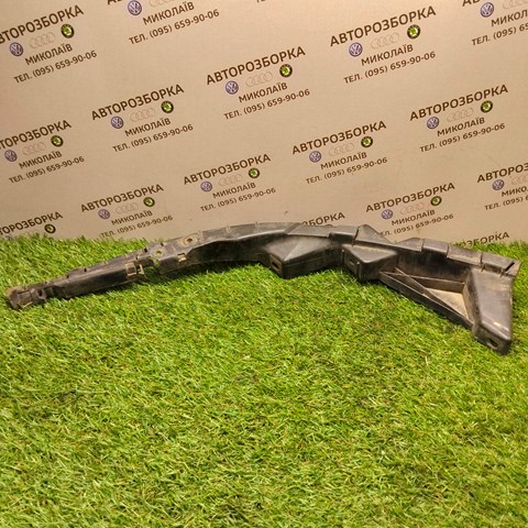 Левый кронштейн переднего бампера 3B0807049C VAG