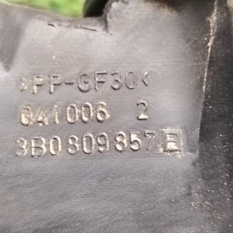 3B0809857E VAG Лючок бензобака купить в Ирпень