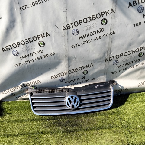 Решетка Volkswagen Passat B5