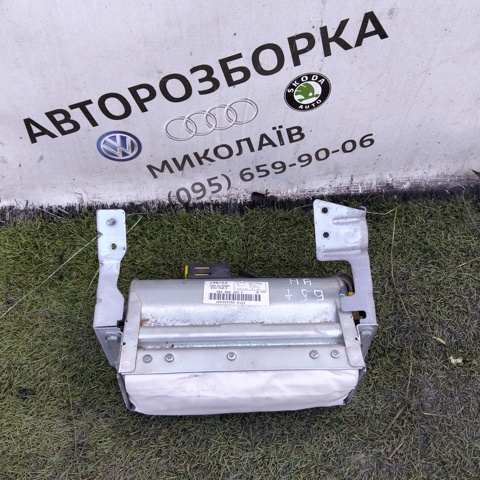 Подушка безопасности боковая 3B0880204F VAG