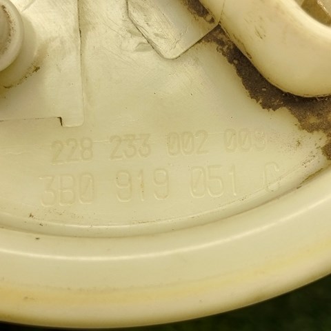 3B0919051C VAG Модуль топливного насоса с датчиком уровня топлива купить в Каменское