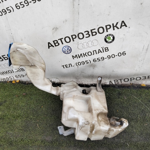 Бачок омывателя лобового стекла 3B0955453AF VAG