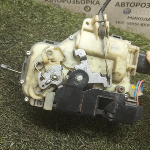 3B1837015AP Замок водительской двери купить Николаев