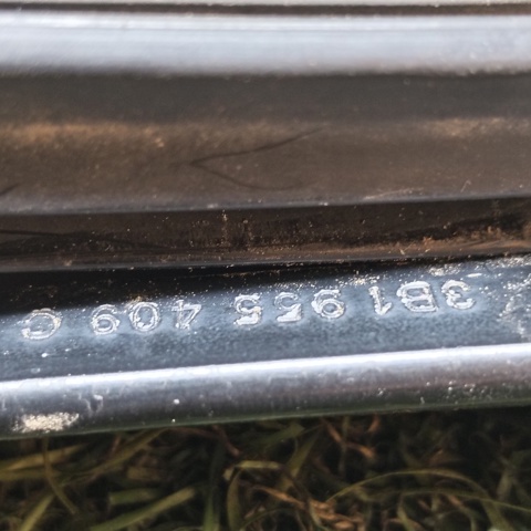 3B1955409 Поводок стеклоочистителя купить Черкассы