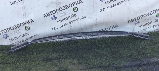 Крепление бамера левое 3B5807861C VAG