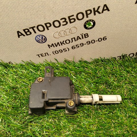 3B5827061C VAG Мотор-привод открытия/закрытия замка багажника (двери 3/5-й задней) купить в Кривой Рог