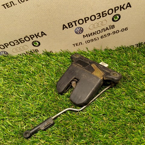Замок пятой двери 3B5827505A VAG