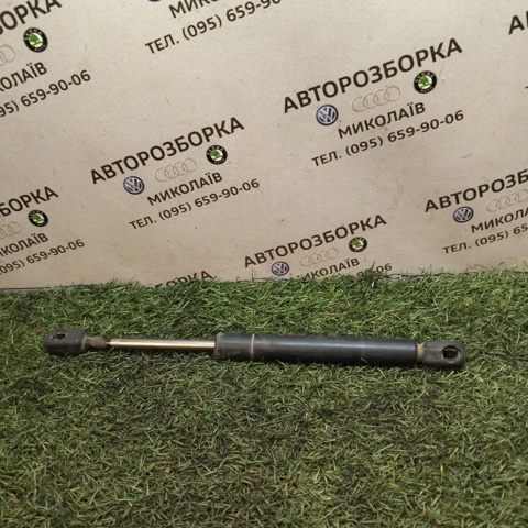 Амортизатор для багажника газовый 3B5827550A VAG