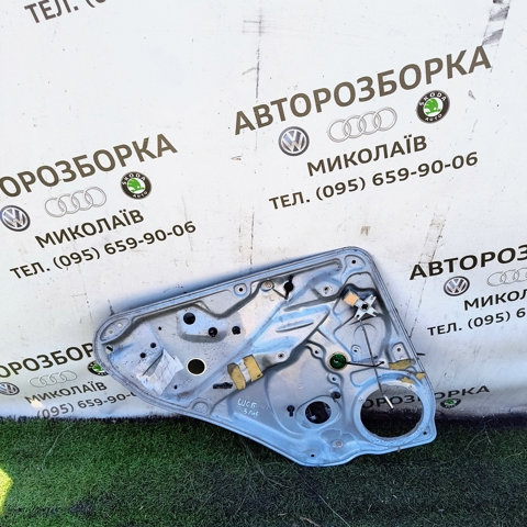 Стеклоподъемник левой задней двери 3B5839755C VAG