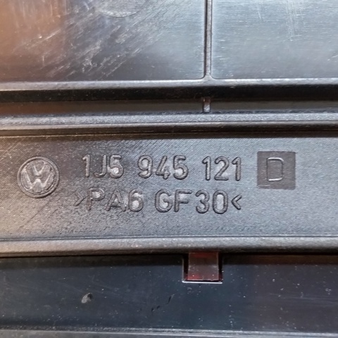 VAG 3B5945135C в наличии Кривой Рог