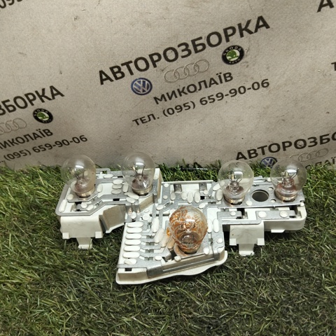 Плата заднего фонаря, контактная 3B5945258B VAG