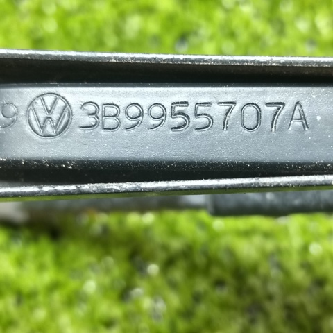 Поводок дворника заднего стекла 3B9955707A VAG