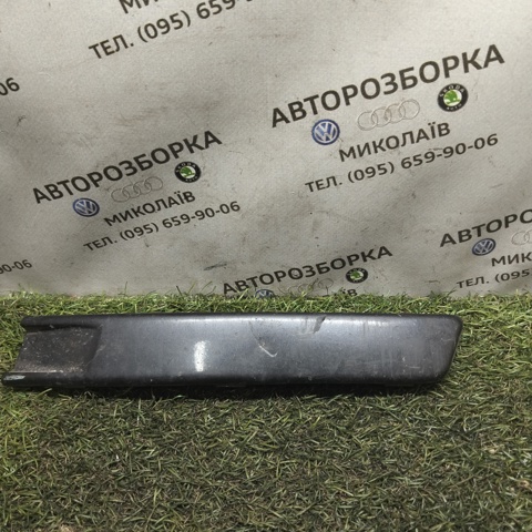 Молдинг переднего бампера, левый 3C0807645A VAG