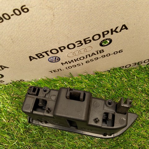 VAG 3C4857302 в наличии Полтава