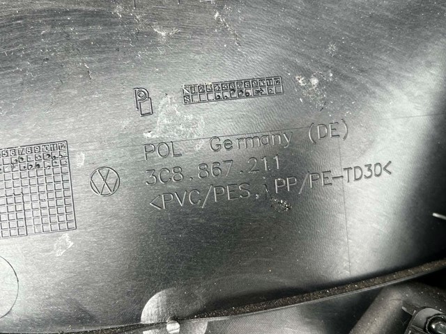 VAG 3C8867211 Обшивка (облицовка) внутренняя двери задней правой в наличии Тернополь