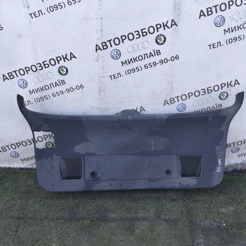 Облицовка ляды 3C9867605D VAG