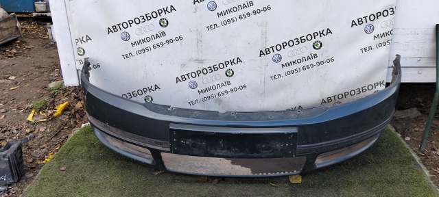 3U0807221 VAG Передний бампер купить в Чернигов