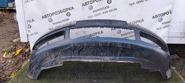 VAG 3U0807221 Передний бампер в наличии Сумы