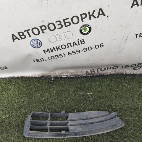 3U0853665 Заглушка (решетка) противотуманных фар бампера переднего левая купить Ужгород