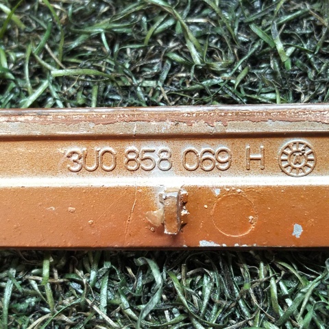 VAG 3U0858069H в наличии Чернигов