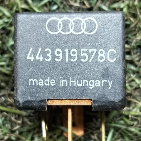 VAG 443919578C Реле кондиционера в наличии Черновцы