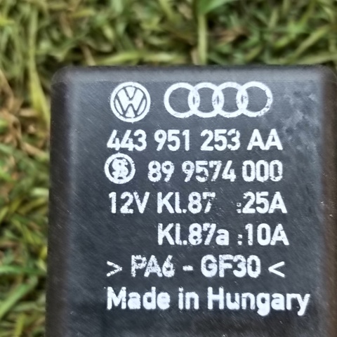 443951253AA VAG Реле бензонасоса купить в Черновцы