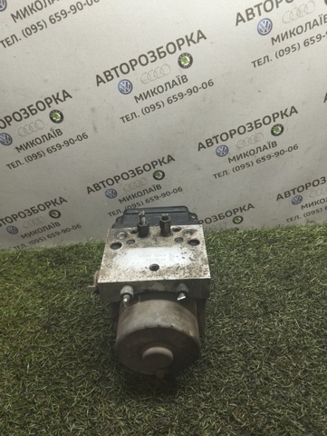 Блок управления ABS 47600AR005 NISSAN