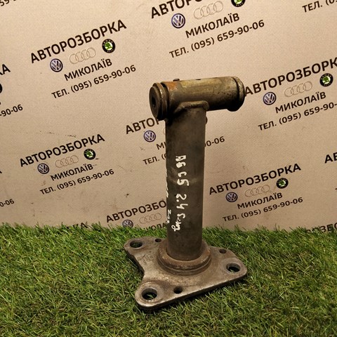 Кронштейн усилителя переднего бампера 4B0807134B VAG