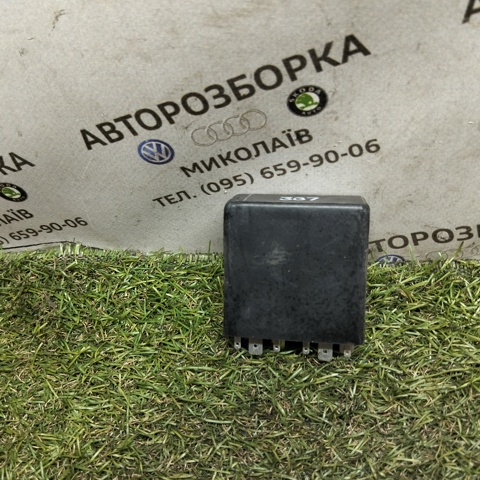 Реле 4B0919471 VAG