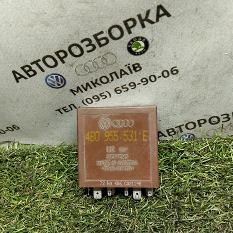4B0955531E VAG Реле дворников купить в Чернигов