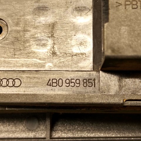 4B0959851 VAG Кнопочный блок управления стеклоподъемником передний левый купить в Хмельницкий