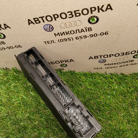 VAG 4B0962258B Блок управления центральным замком в наличии Украина