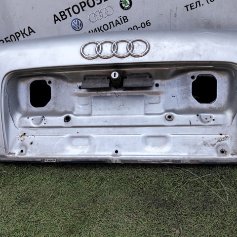 VAG 4B5827023R Крышка багажника в наличии Ужгород