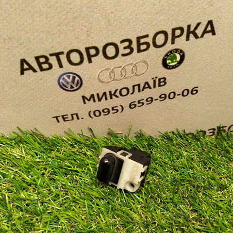 Датчик освещения салона 4D0907539 VAG