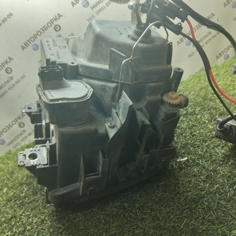 VAG 4D0941030H Фара правая в наличии Черкассы