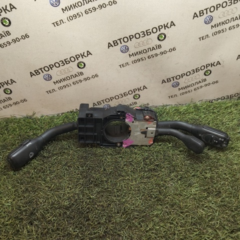 Подрулевой переключатель левый 4D0953513P VAG