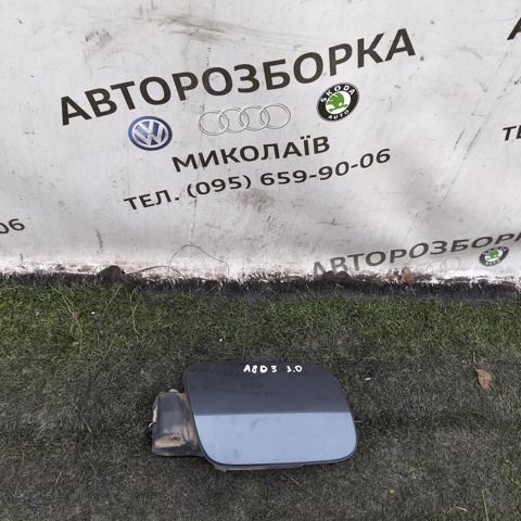 Дверка бензобака Audi A8 D3
